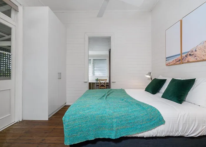 Cove Quarters